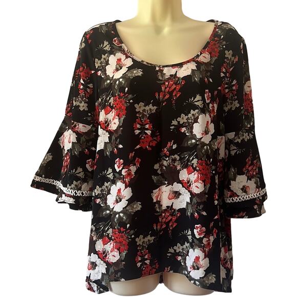 Corvia Black Floral Print Blouse woman Size Medium 3/4 Layer Bell Sleeves Boho - Picture 1 of 10